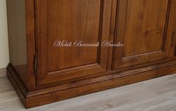 Credenza in legno massiccio con 3 ante stile classico